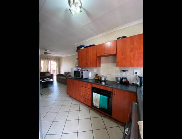 2 BEDROOM APARTMENT FOR SALE IN VORNA VALLEY